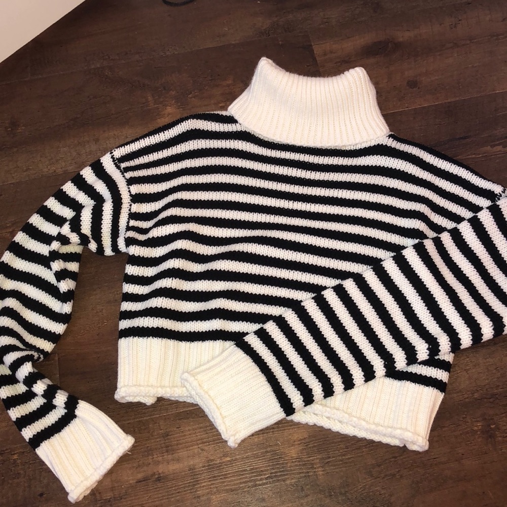 Cropped Sweater